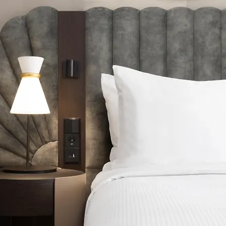 Hilton Hotel 4*